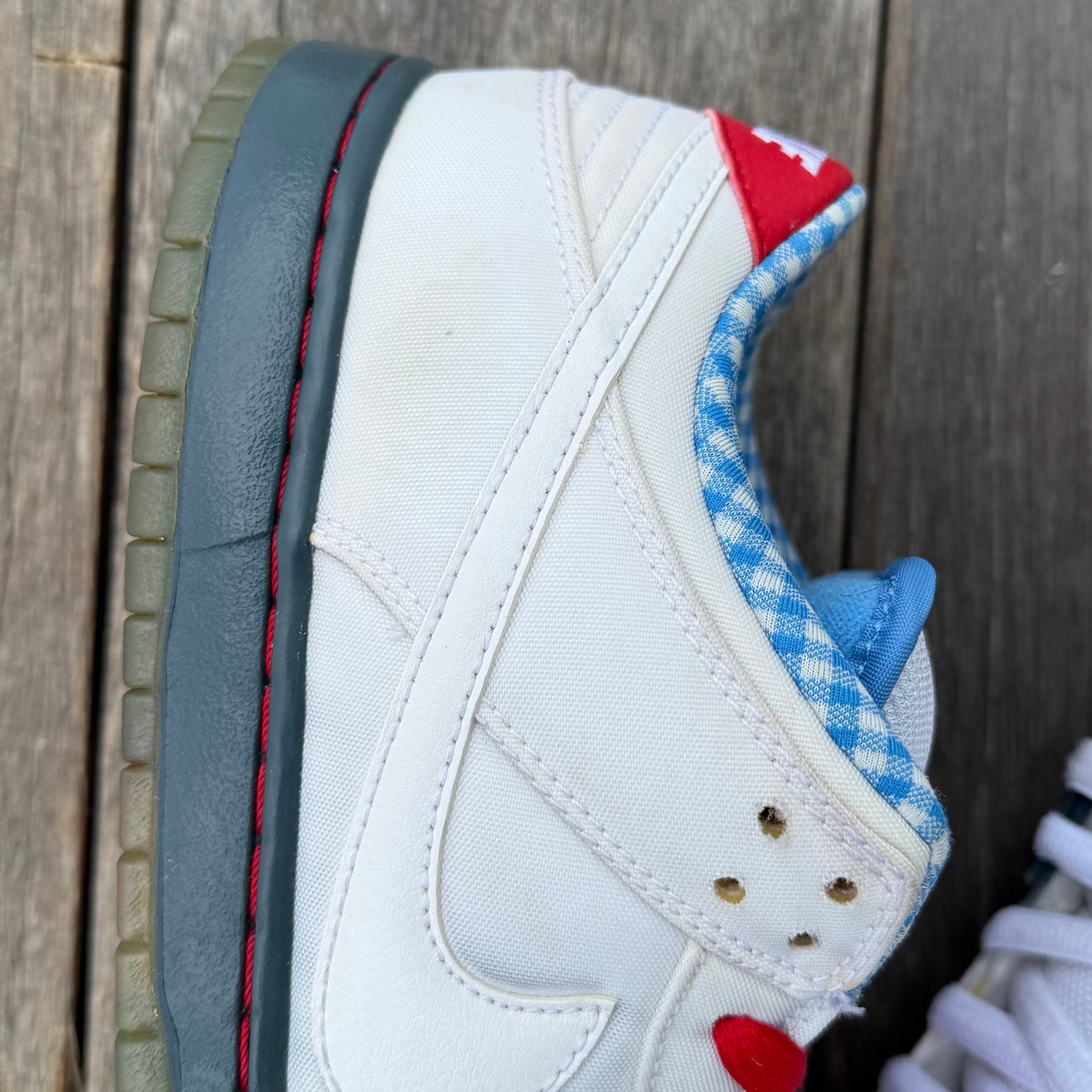 Nike SB Dunk Low Dorothy Size 8.5