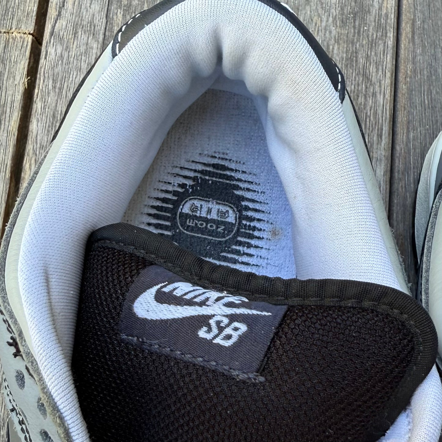 Nike SB Dunk Low Lunar Eclipse (East) Size 9