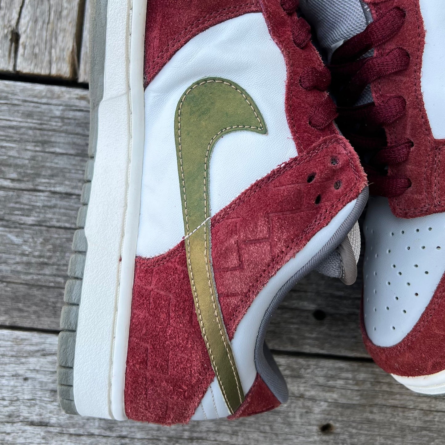 Nike SB Dunk Low Shanghai (1) Size 10.5