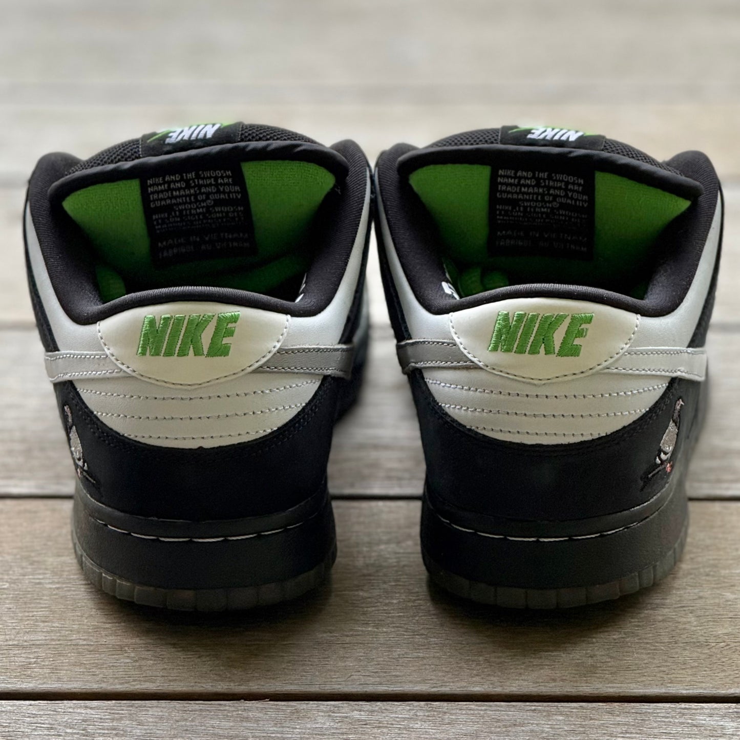 Nike SB Dunk Low Panda Pigeon Size 10