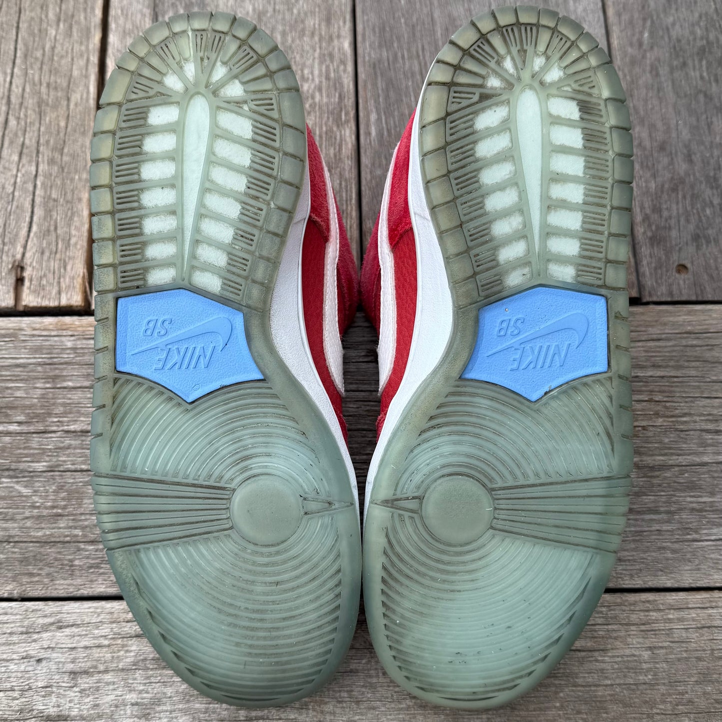 Nike SB Dunk Low Challenge Red Size 8.5