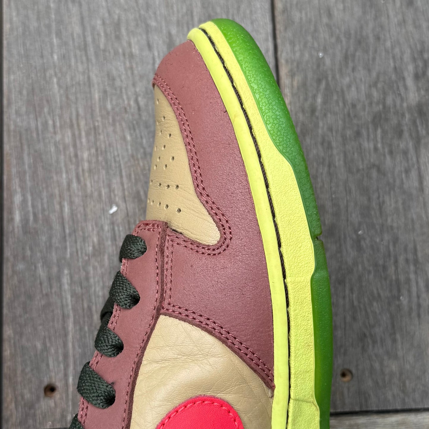 Nike SB Dunk Low Toxic Sea Robin Size 10.5