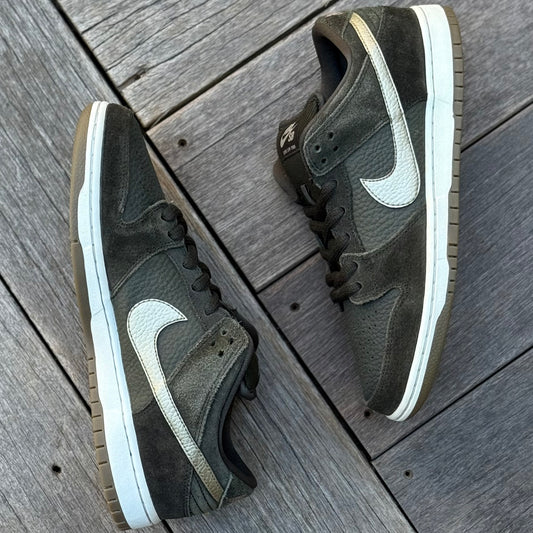 Nike SB Dunk Low Sequoia White Gum Size 8.5