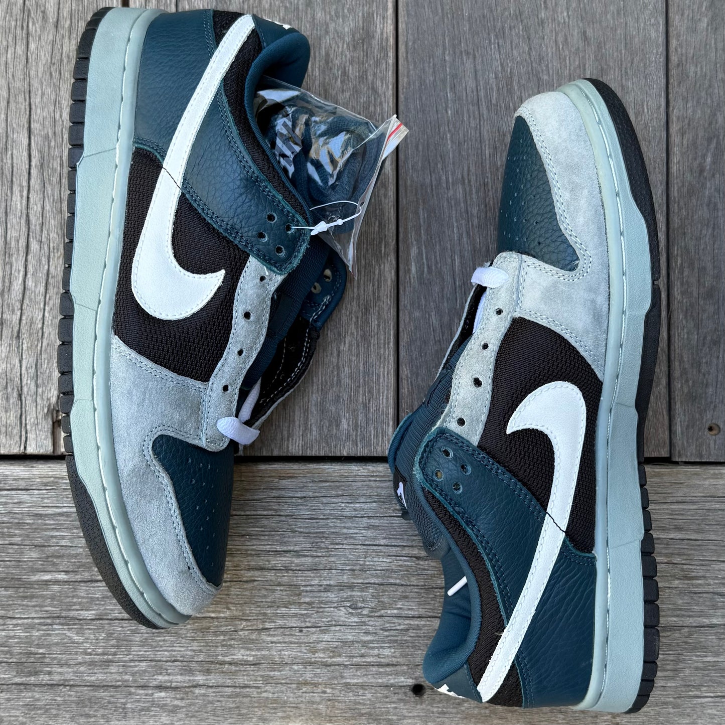 Nike SB Dunk Low Futura Size 9.5