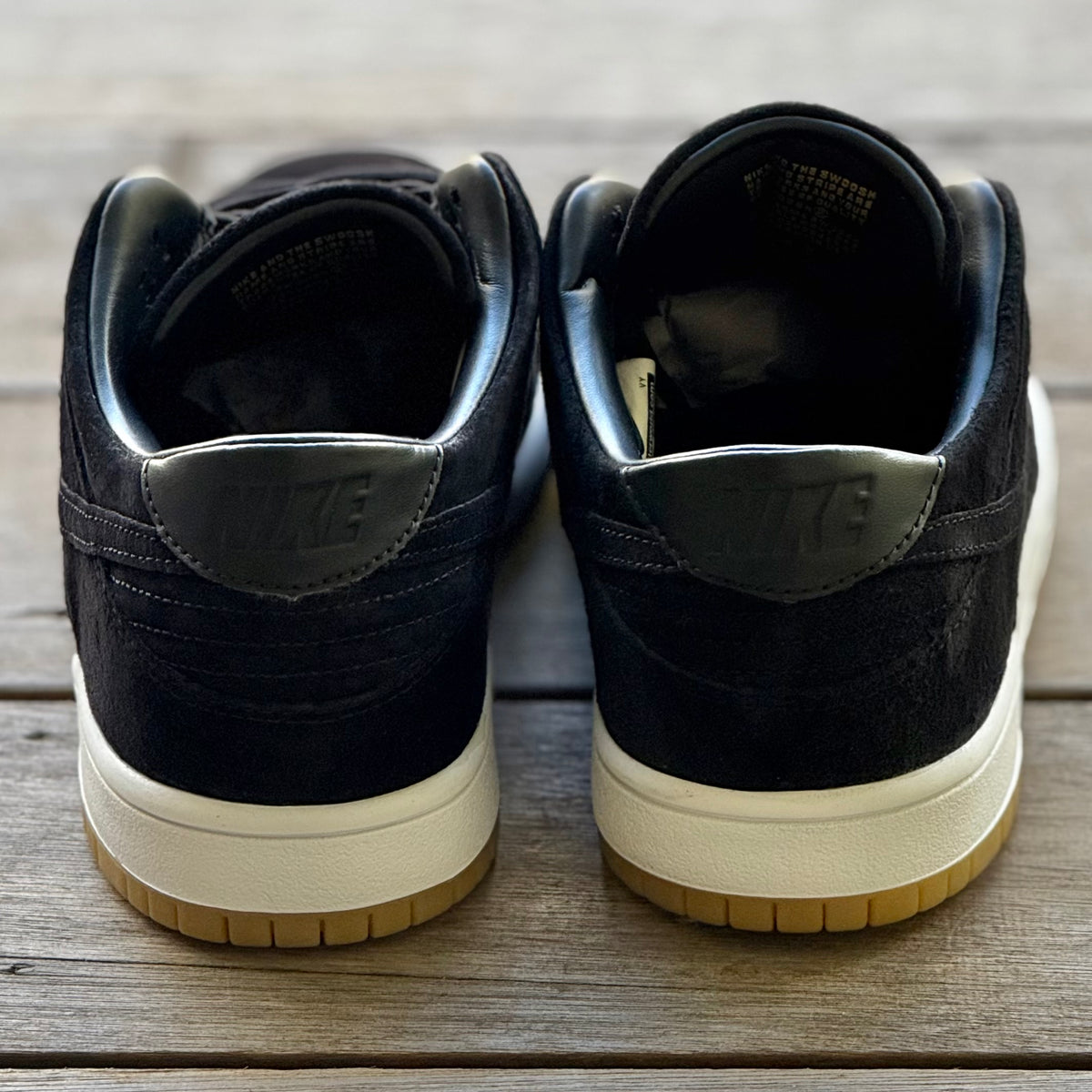 Nike SB Dunk Low Elite Black Gum Size 9.5