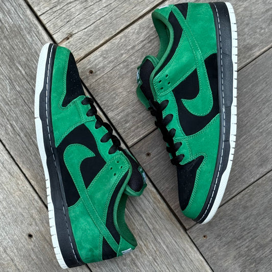 Nike SB Dunk Low Green Lantern Size 10