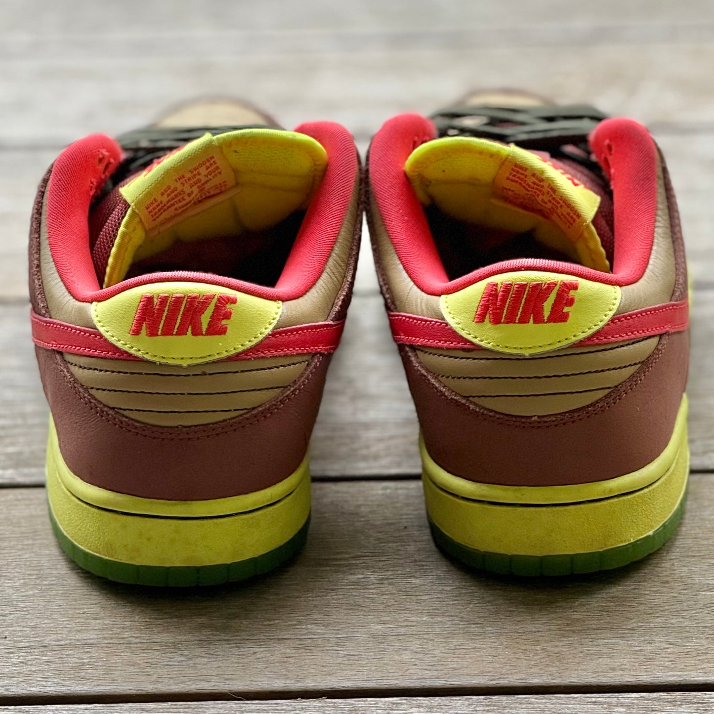 Nike SB Dunk Low Toxic Sea Robin Size 10.5