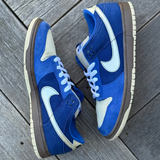 Nike SB Dunk Low Gold Rail Melbourne Size 11