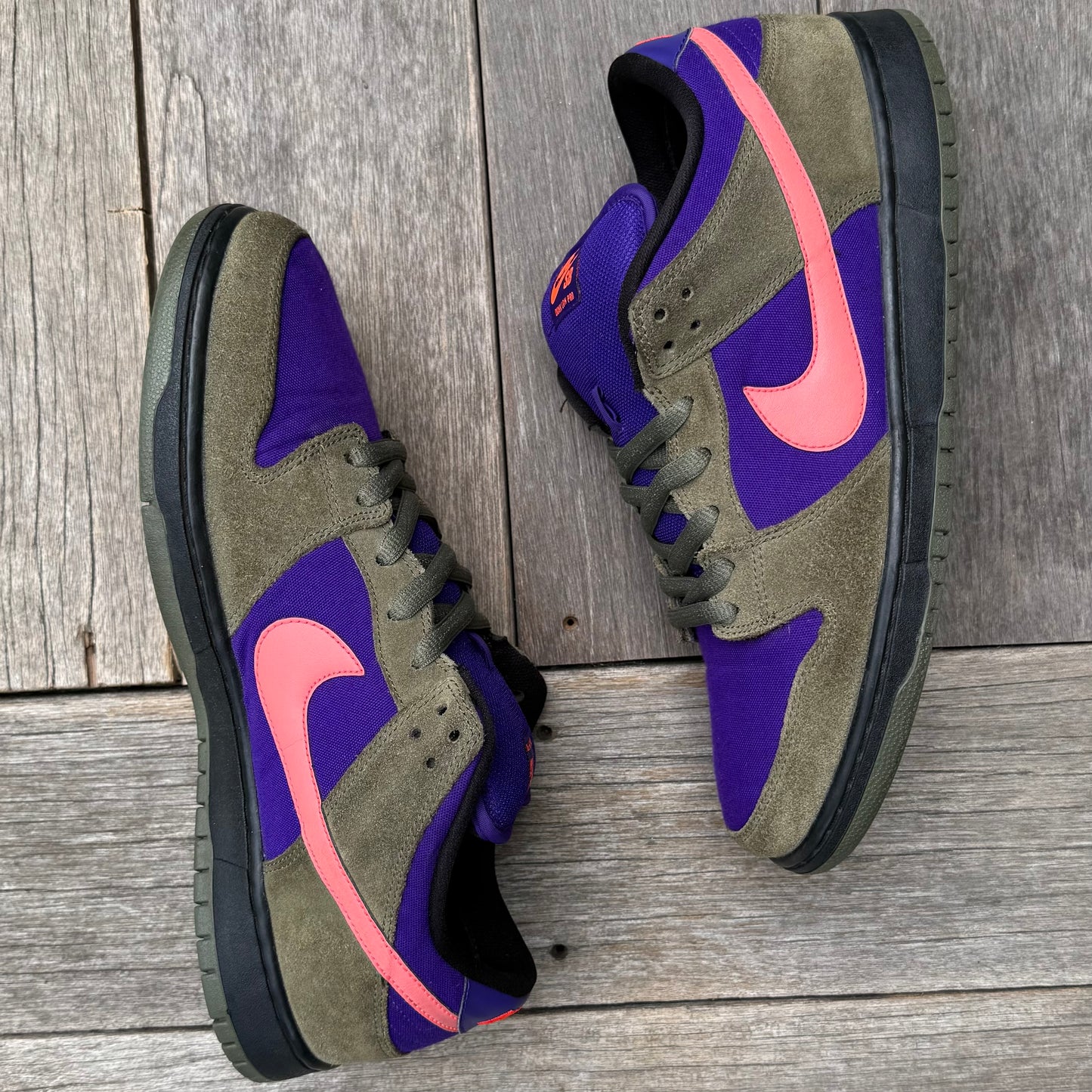 Nike SB Dunk Low Medium Olive Atomic Size 13