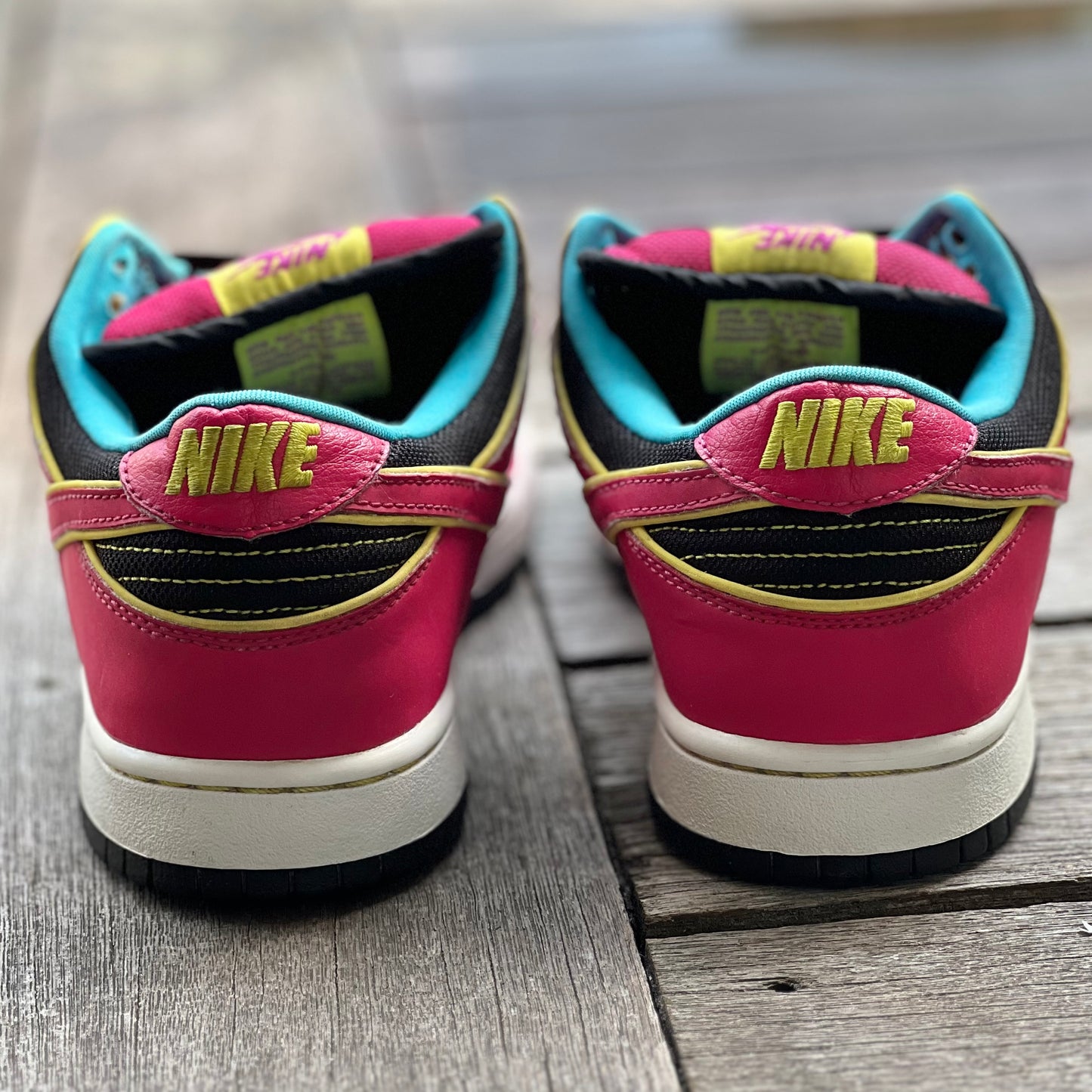 Nike SB Dunk Low Miss PacMan Size 9