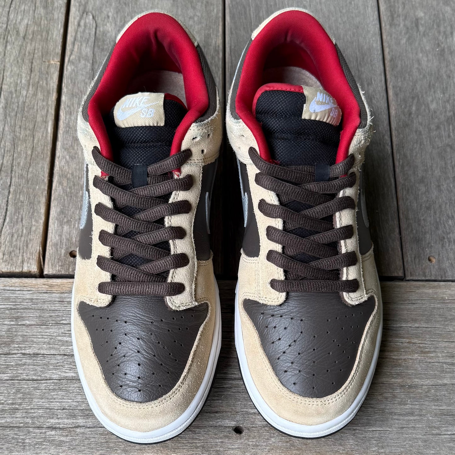 Nike SB Dunk Low Dark Chocolate Size 11