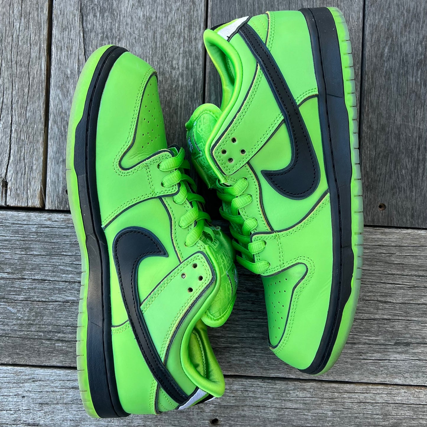 Nike SB Dunk Low Green Powerpuff Girl Buttercup Size 9.5