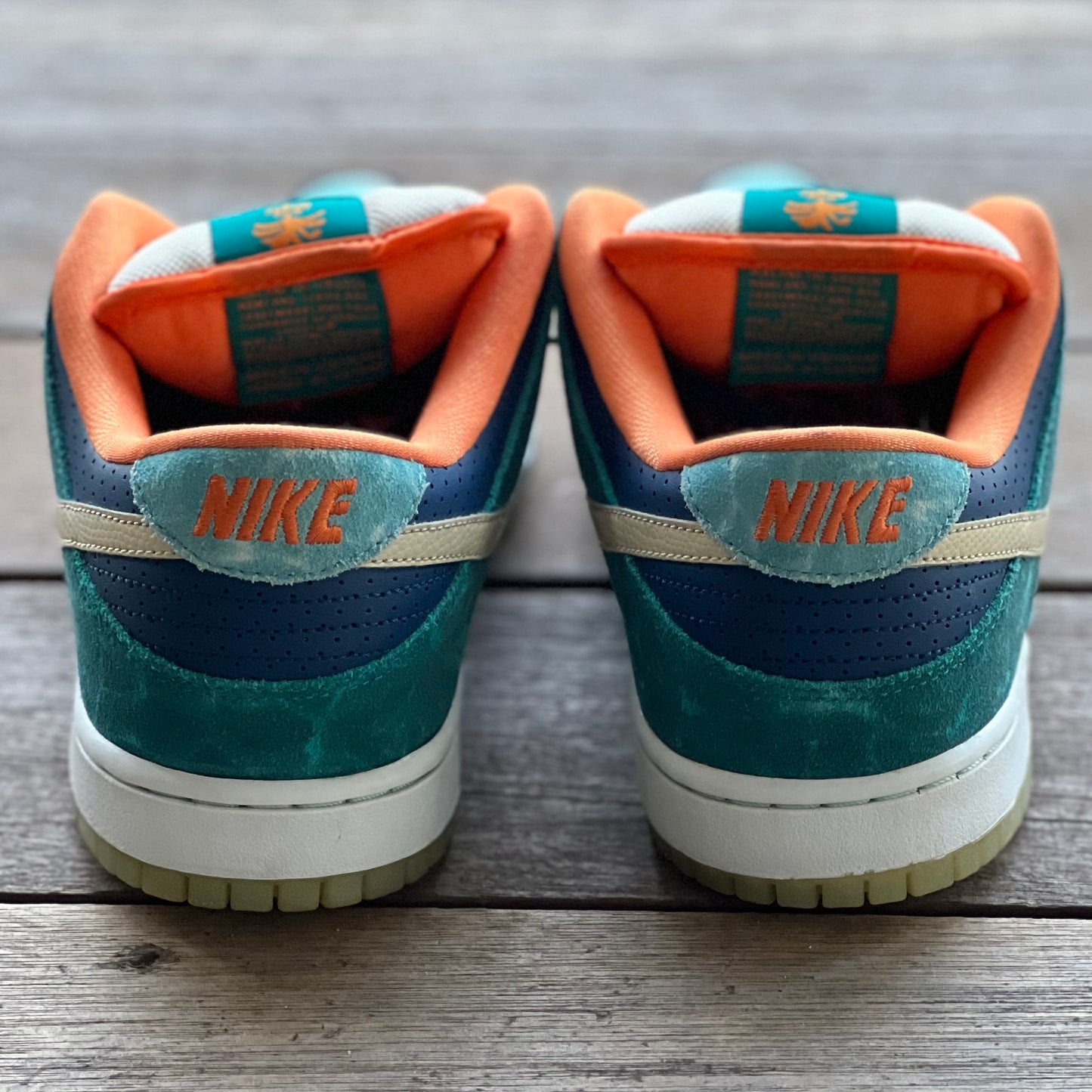 Nike SB Dunk Low MIA Skateshop Size 10.5