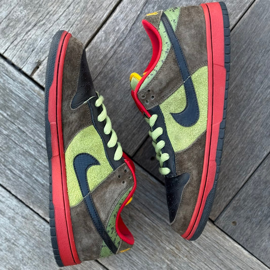 Nike SB Dunk Low Asparagus Size 10.5