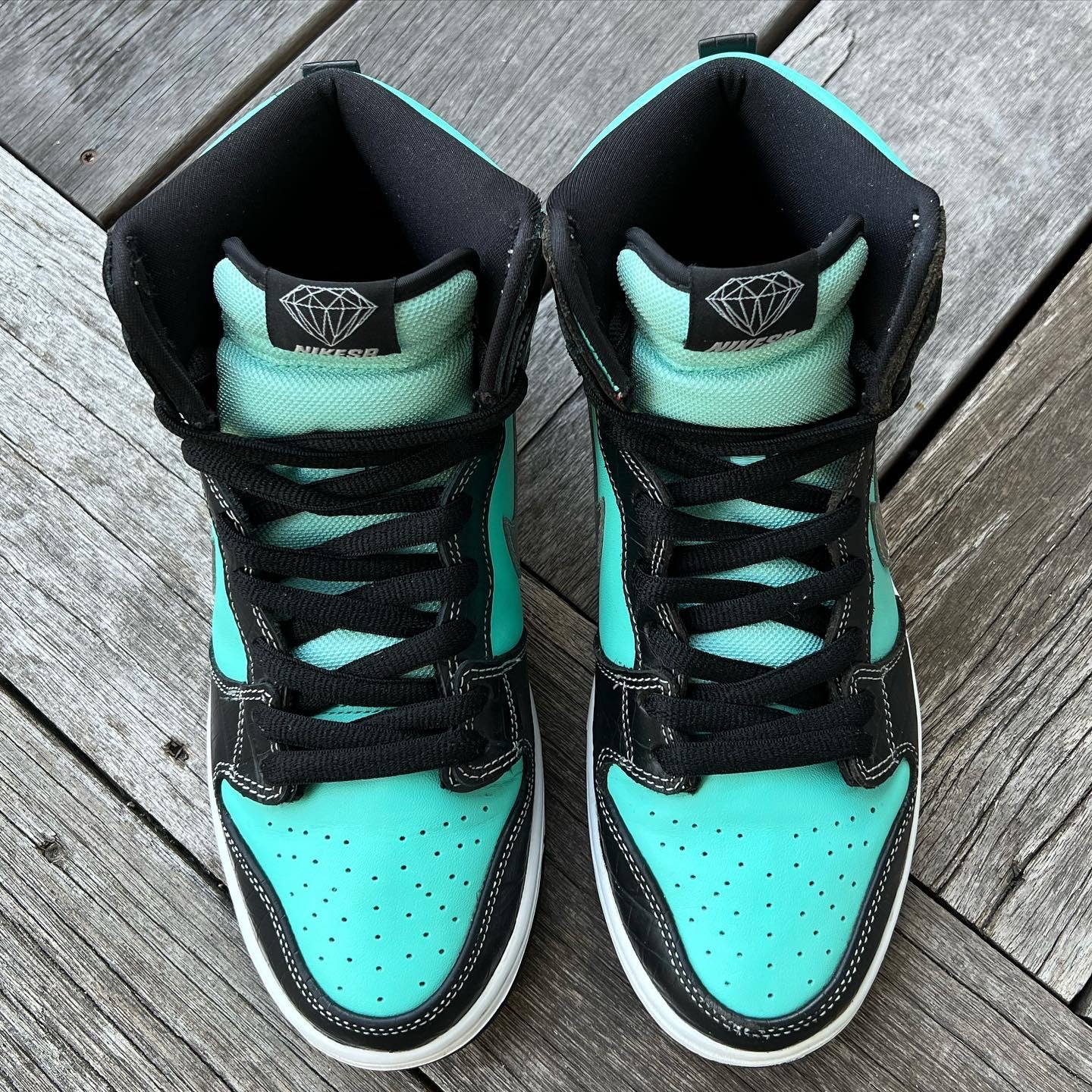 Nike SB Dunk High Tiffany Diamond Size 9