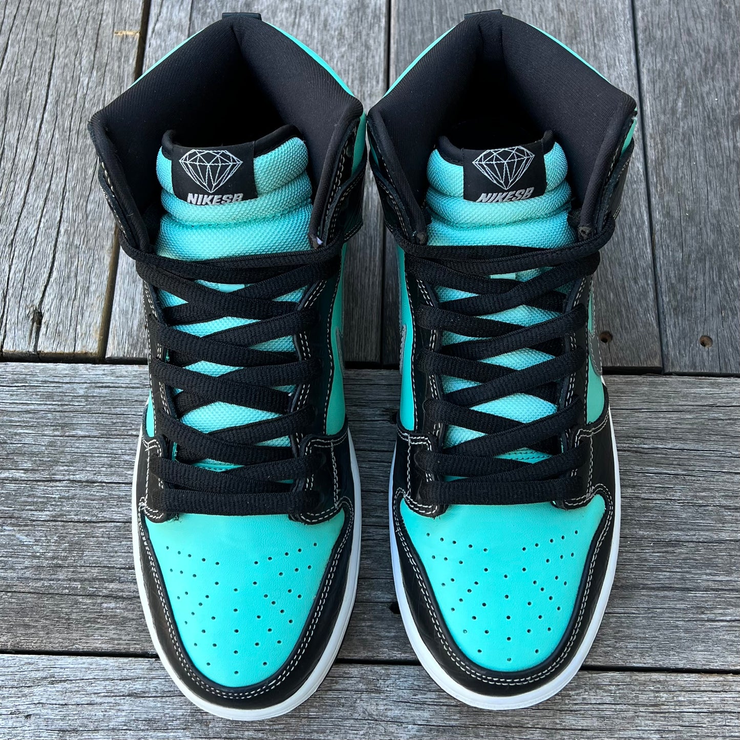 Nike SB Dunk High Tiffany Diamond Size 9.5