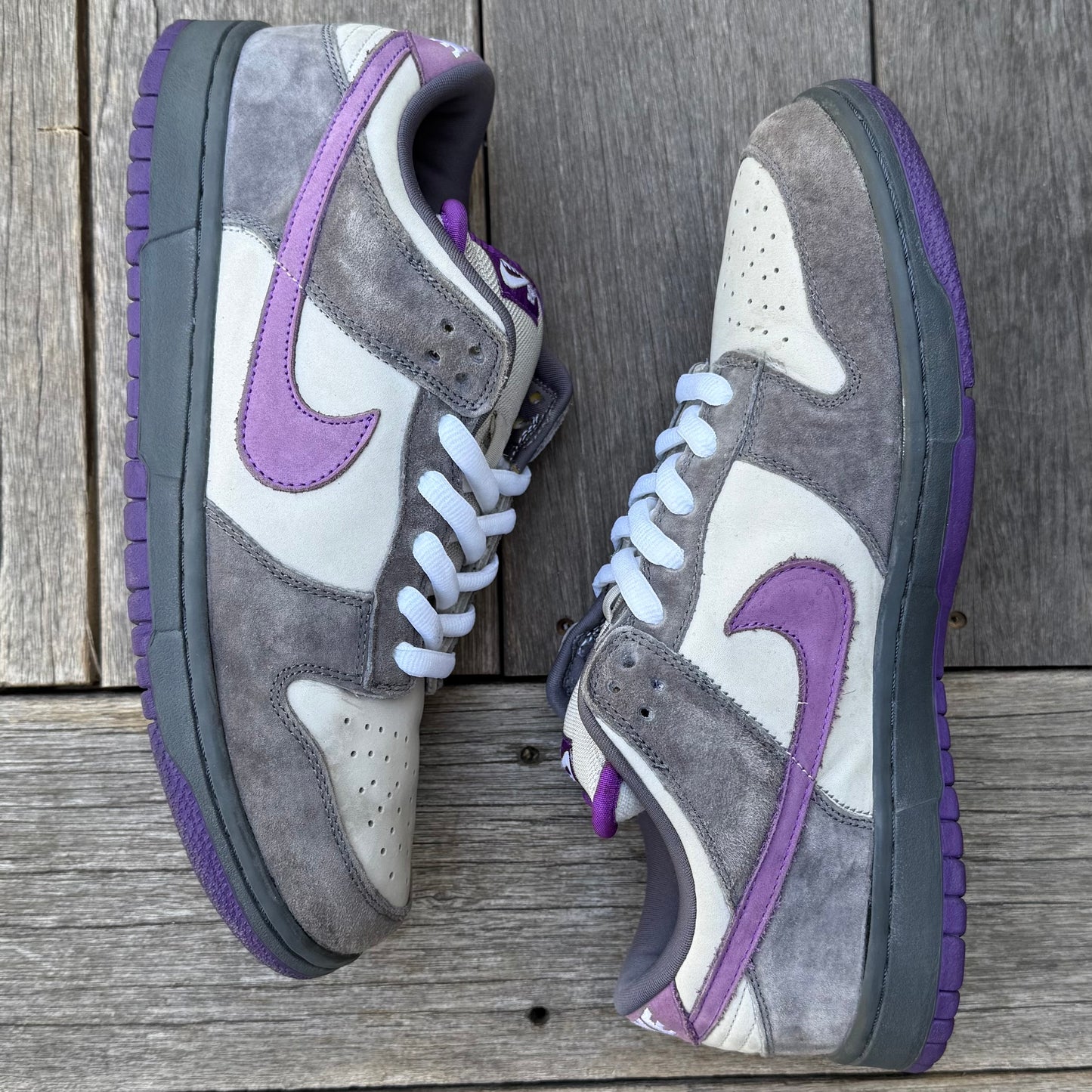 Nike SB Dunk Low Purple Pigeon Size 11