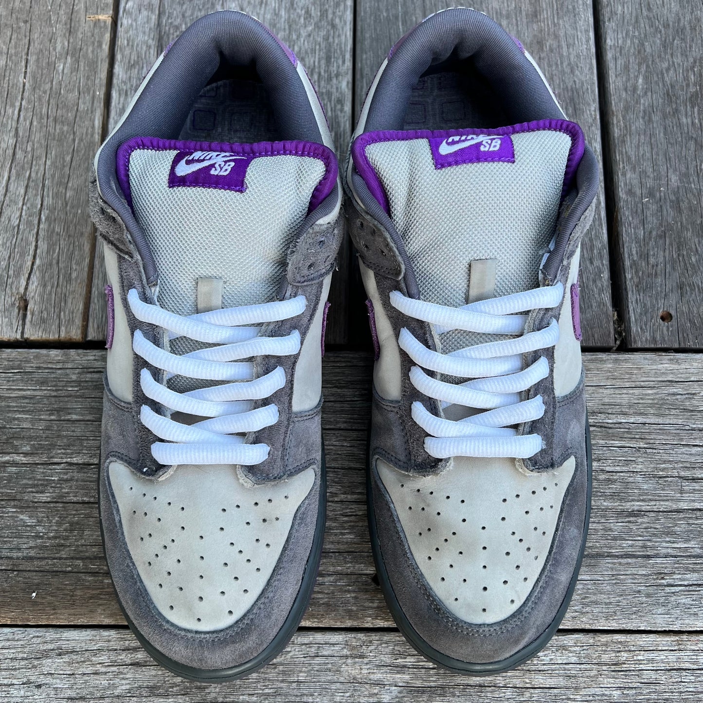 Nike SB Dunk Low Purple Pigeon Size 11