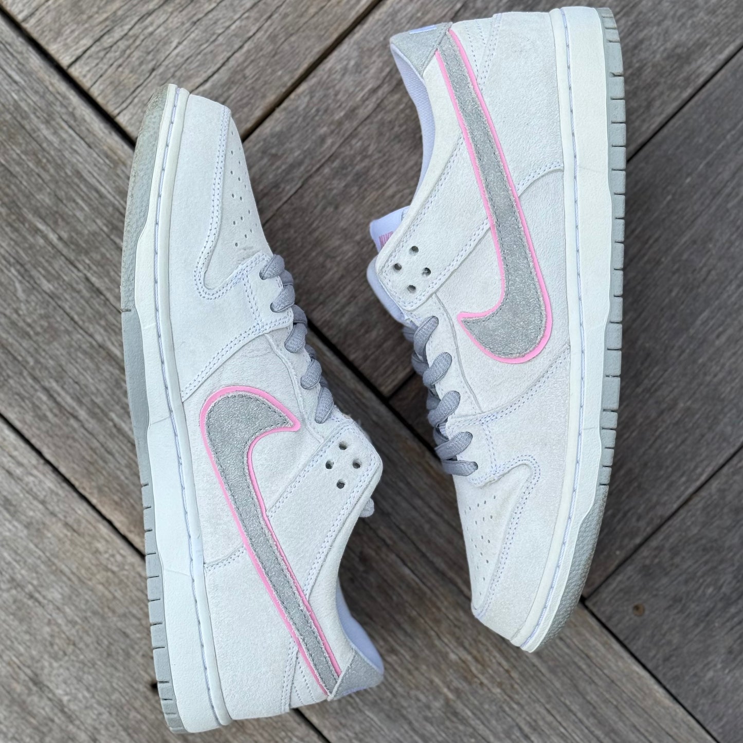Nike SB Dunk Low Perfect Pink IW Size 10.5
