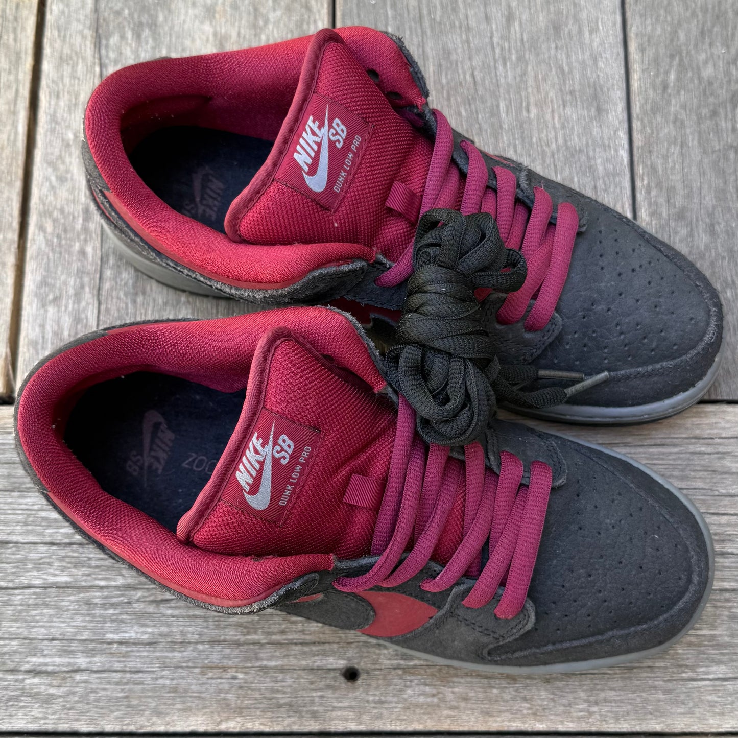 Nike SB Dunk Low Red Wine Size 8