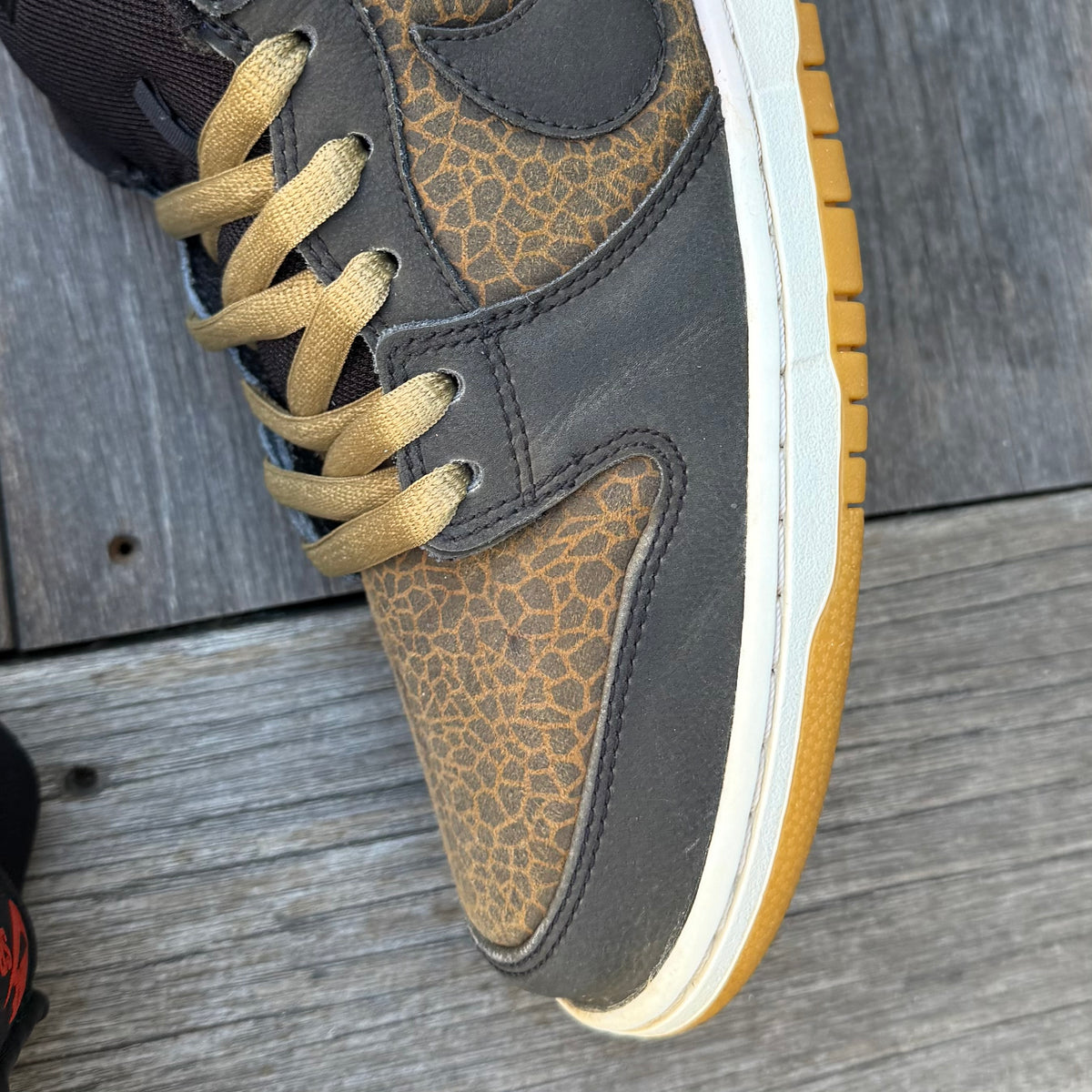 Nike SB Dunk Low Giraffe Size 13