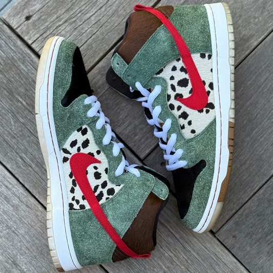 Nike SB Dunk High Dog Walker Size 10.5