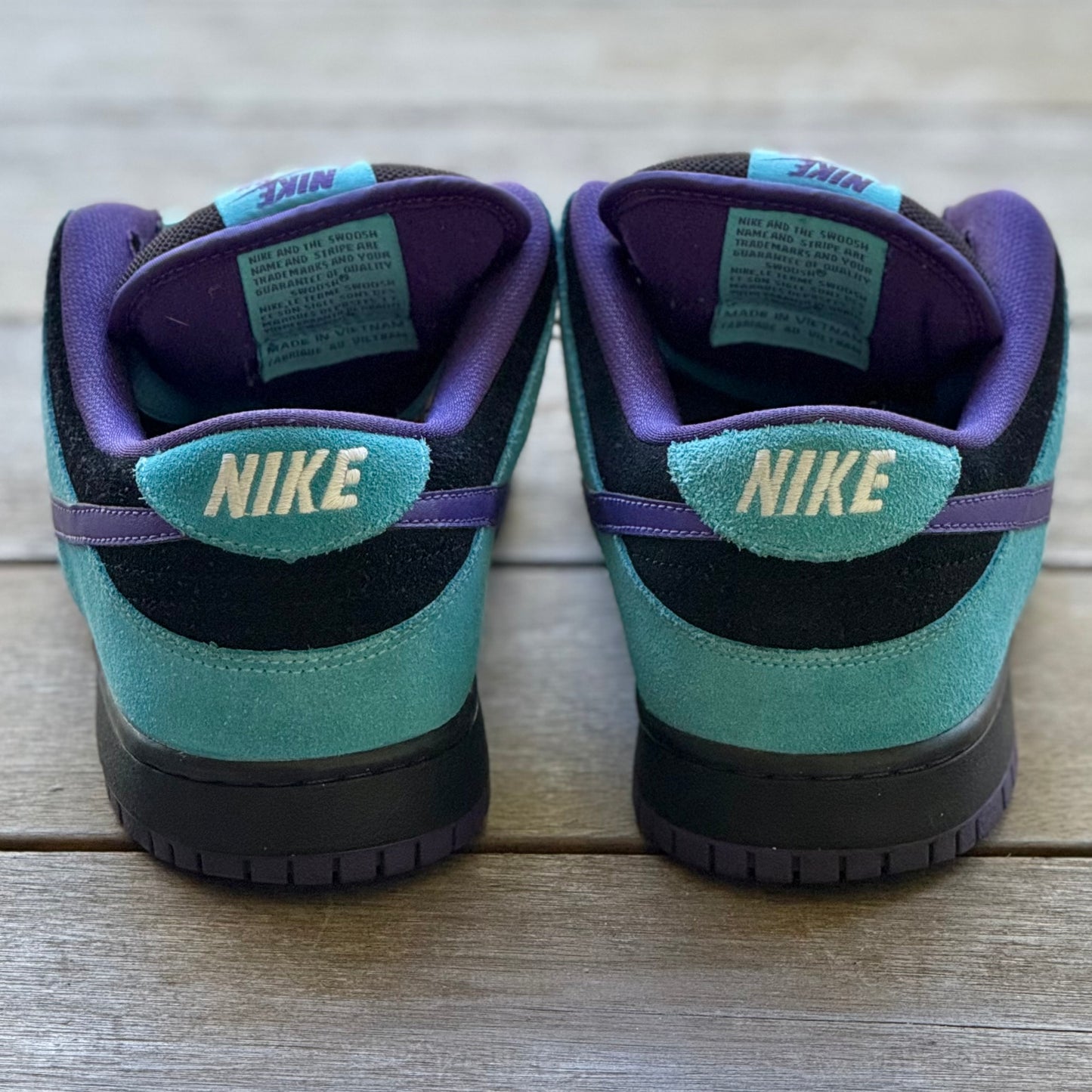 Nike SB Dunk Low Skeletor Size 9.5