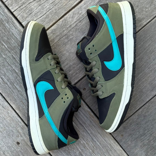 Nike SB Dunk Low Medium Olive Turbo Size 9.5