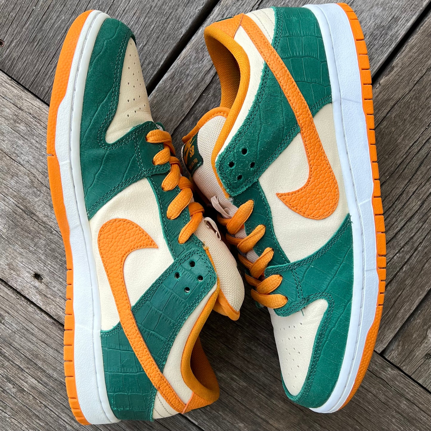 Nike SB Dunk Low Kumquat Legion Pine Size 10.5