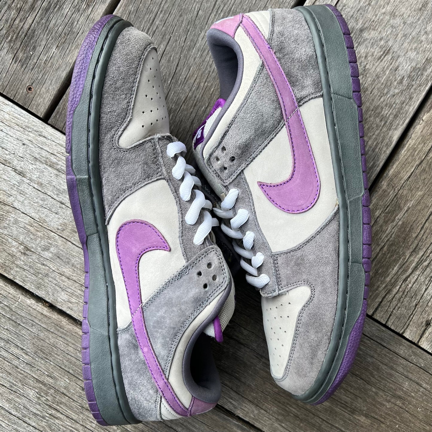 Nike SB Dunk Low Purple Pigeon Size 13