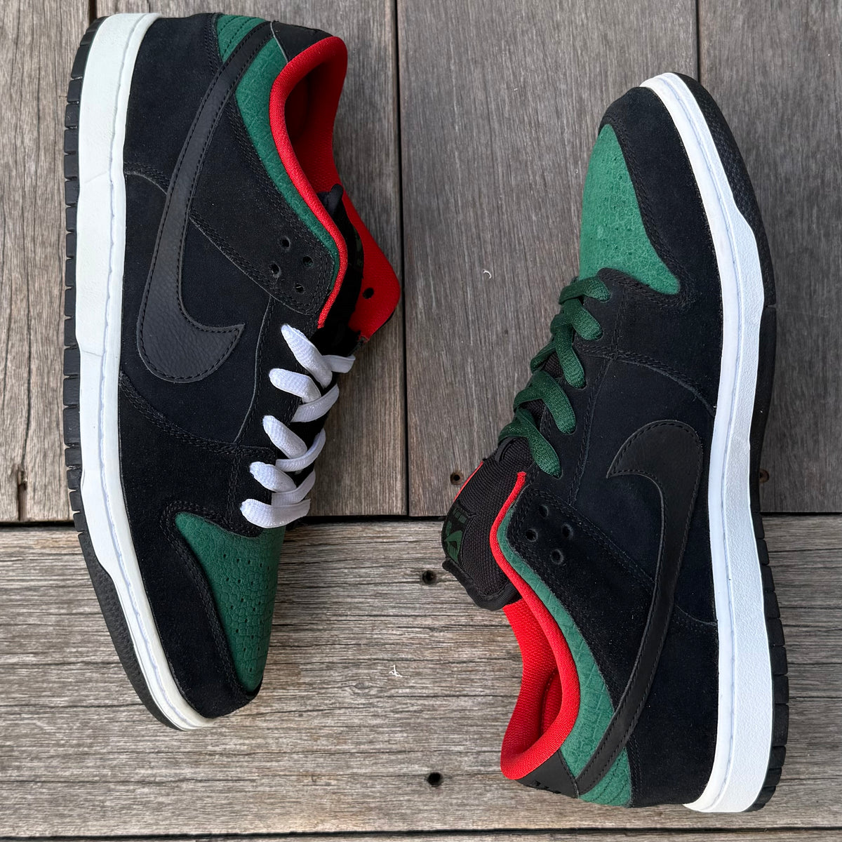 Nike SB Dunk Low Gucci Reptile Size 10.5