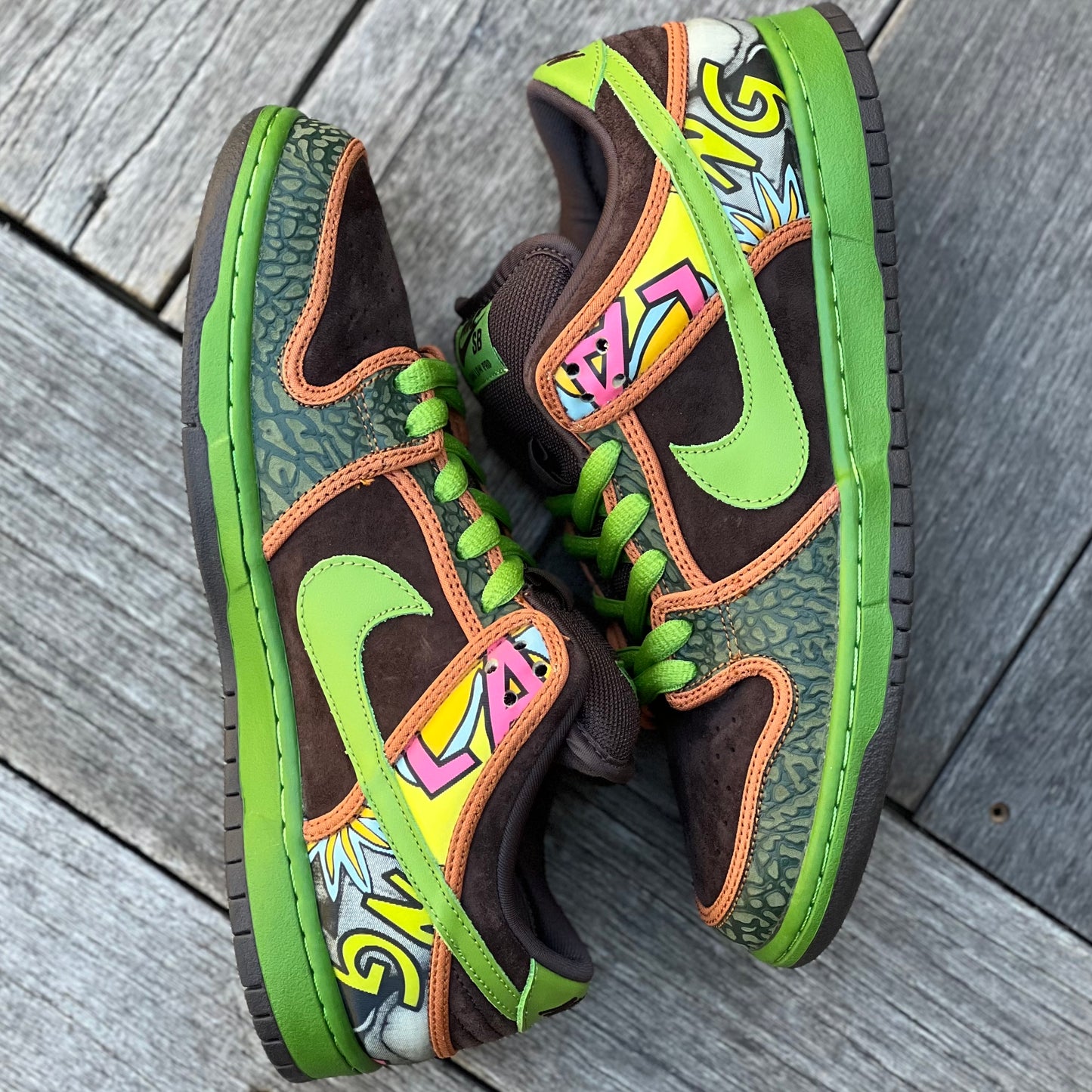 Nike SB Dunk Low De La Soul Size 8.5