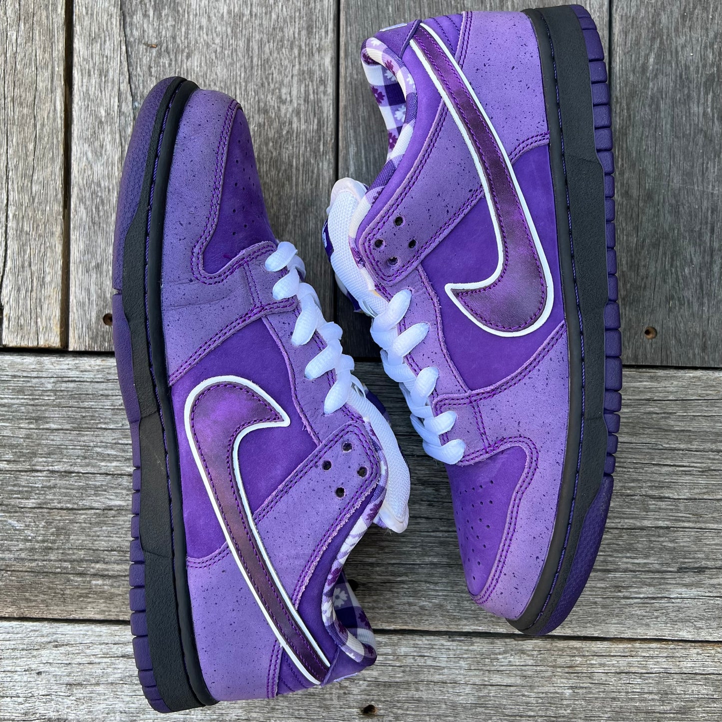 Nike SB Dunk Low Purple Lobster Size 8.5