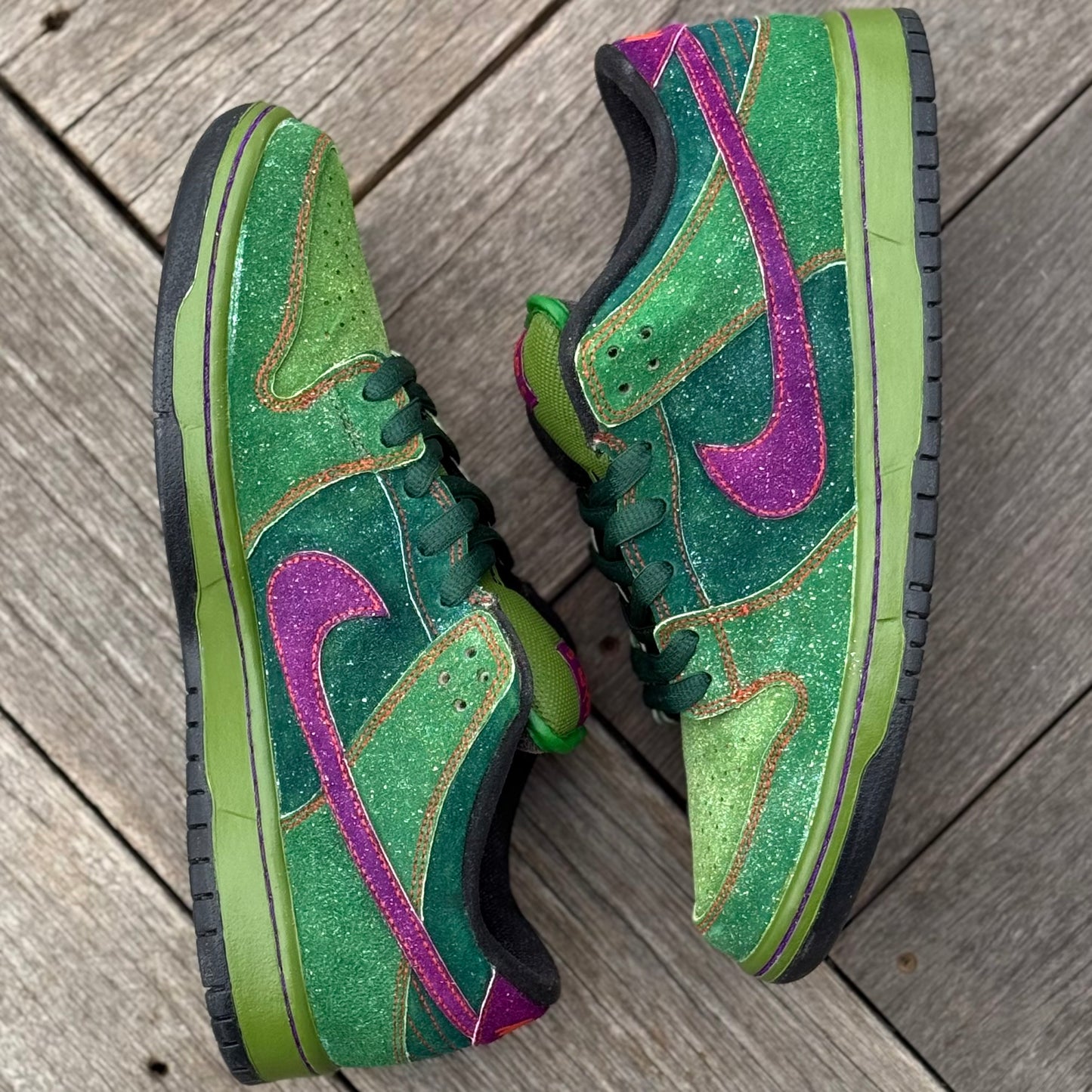Nike SB Dunk Low Skunk (Custom) Size 10.5