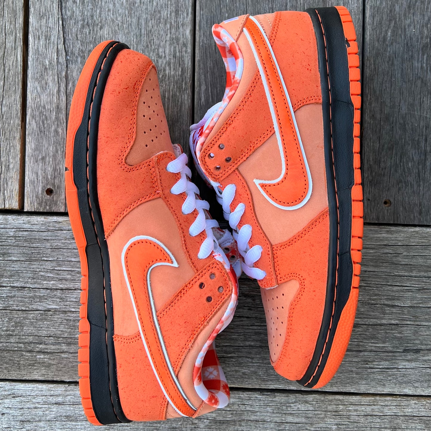 Nike SB Dunk Low Orange Lobster Size 8