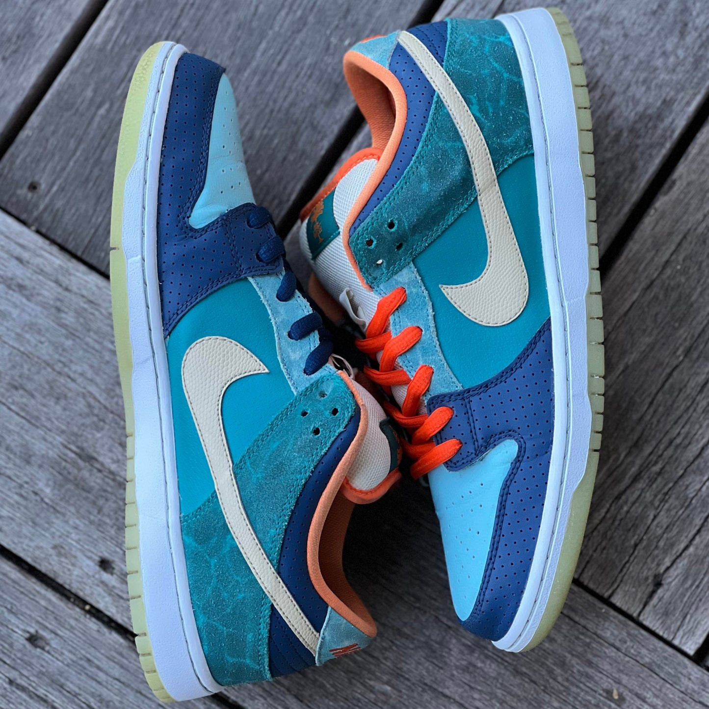 Nike SB Dunk Low MIA Skateshop Size 11.5