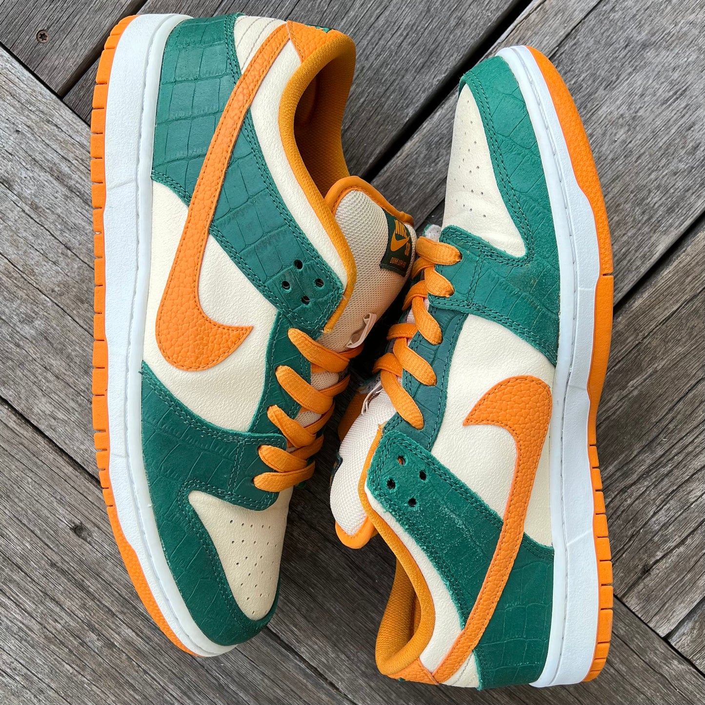 Nike SB Dunk Low Kumquat Legion Pine Size 10.5