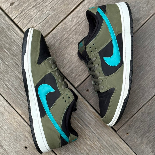Nike SB Dunk Low Medium Olive Turbo Size 8.5