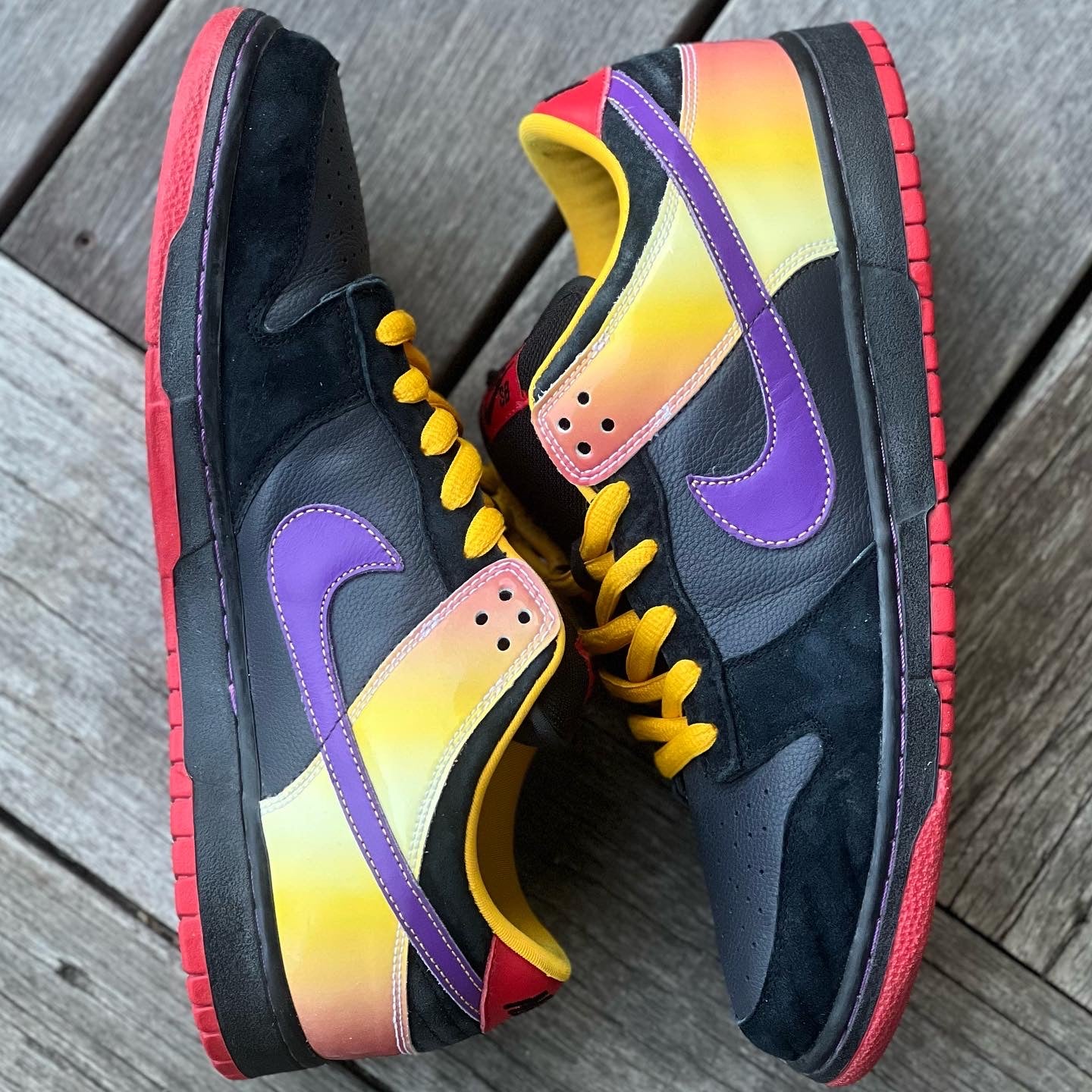 Nike SB Dunk Low Appetite for Destruction Size 12