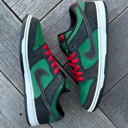 Nike SB Dunk Low Pine Green Size 10.5