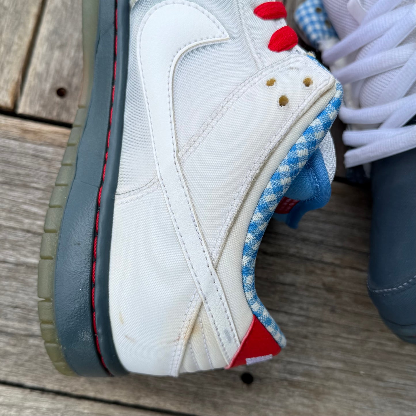 Nike SB Dunk Low Dorothy Size 8.5