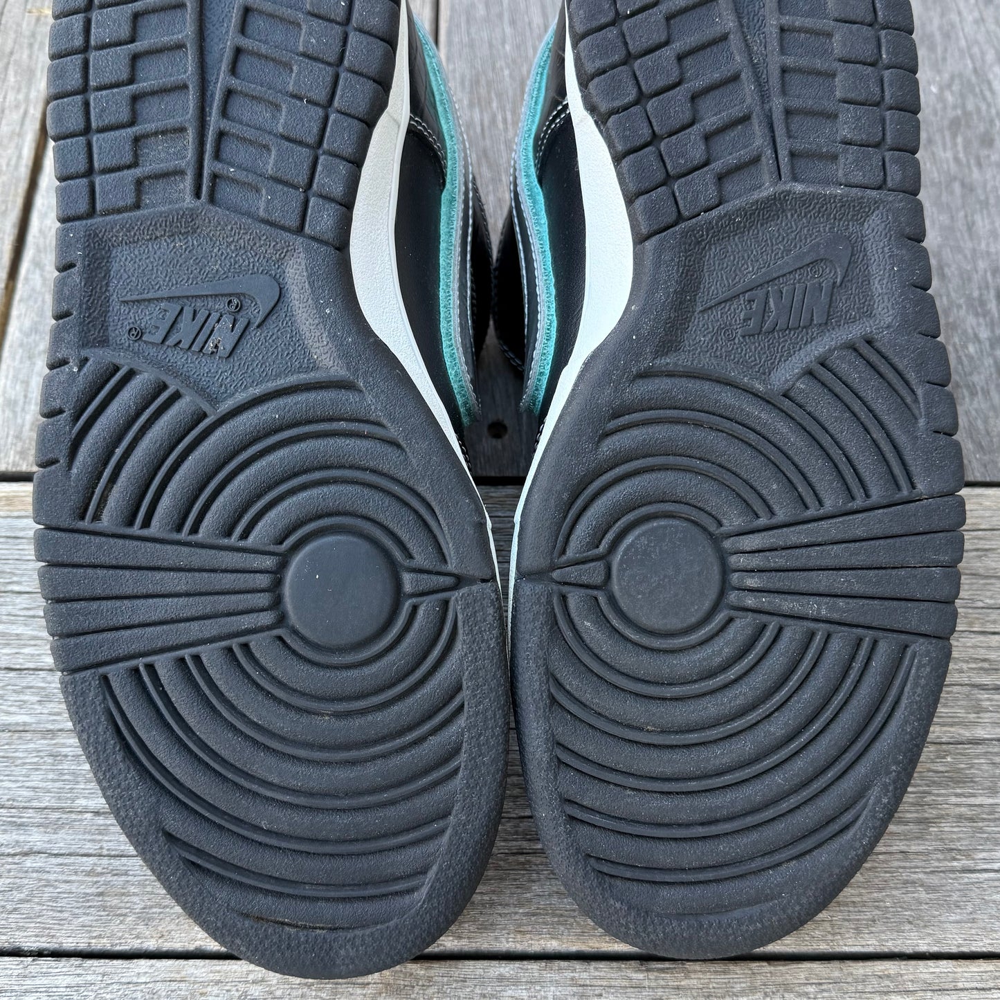 Nike SB Dunk Low Black Diamond Size 9