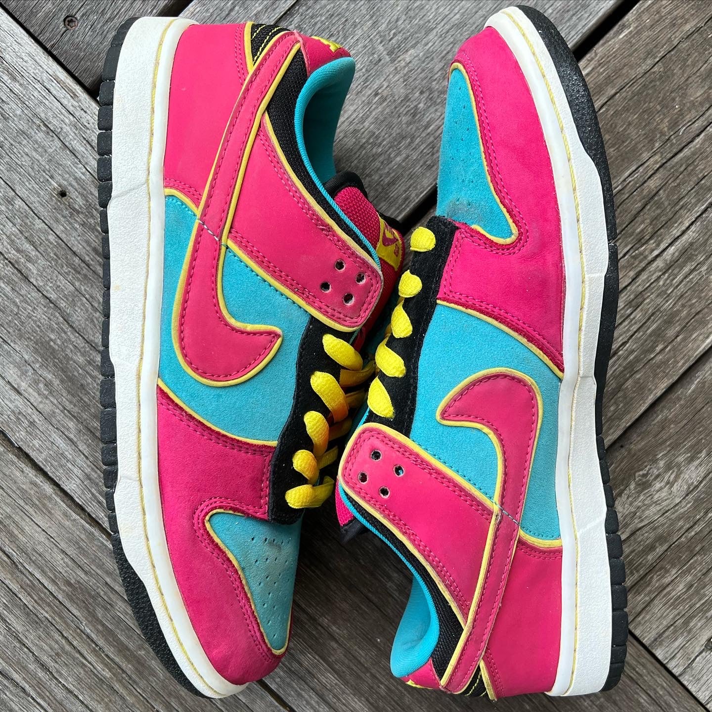 Nike SB Dunk Low Miss PacMan Size 8