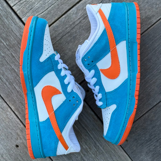 Nike SB Dunk Low EMB Miami Brazil Size 9.5