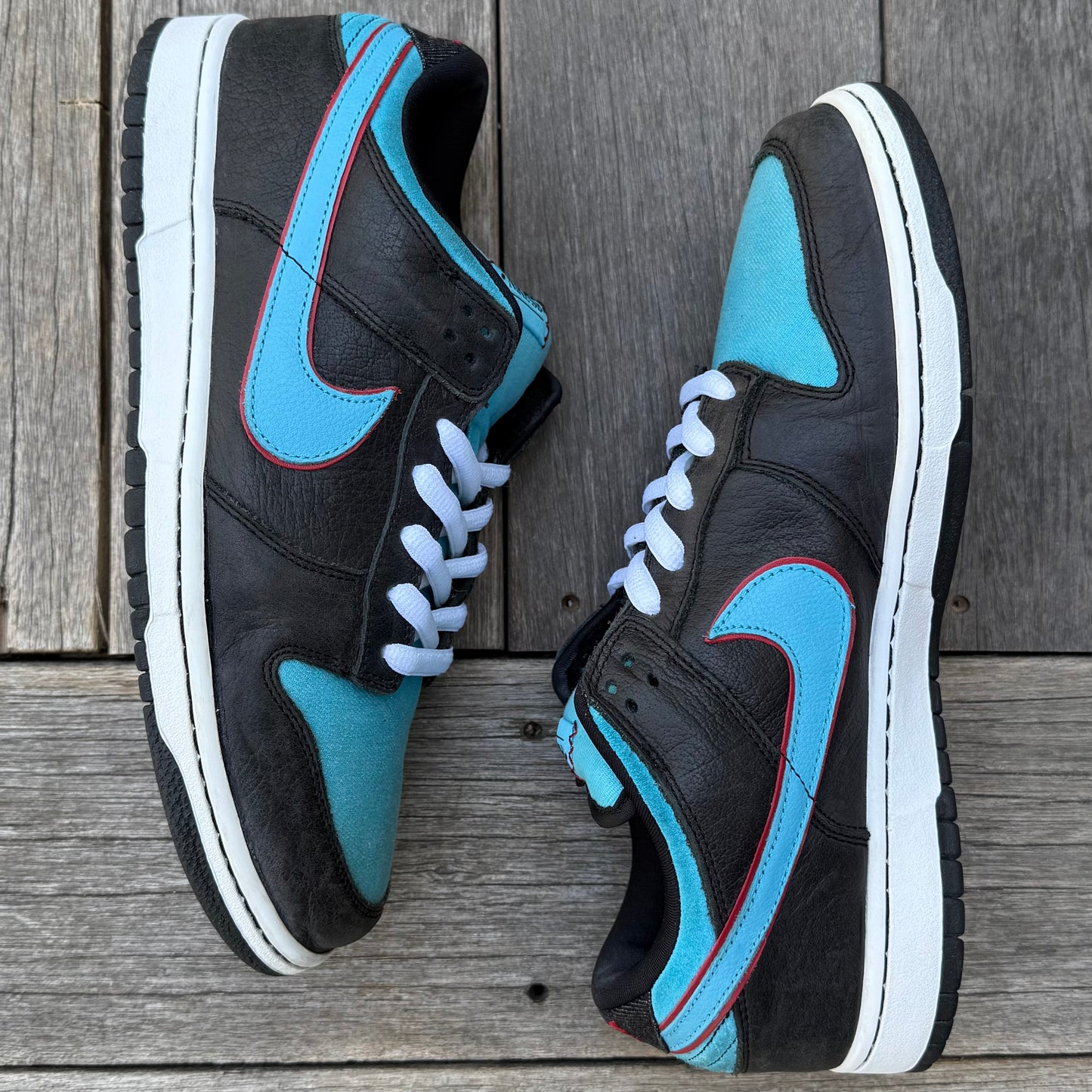 Nike SB Dunk Low Angels & Demons Size 11.5