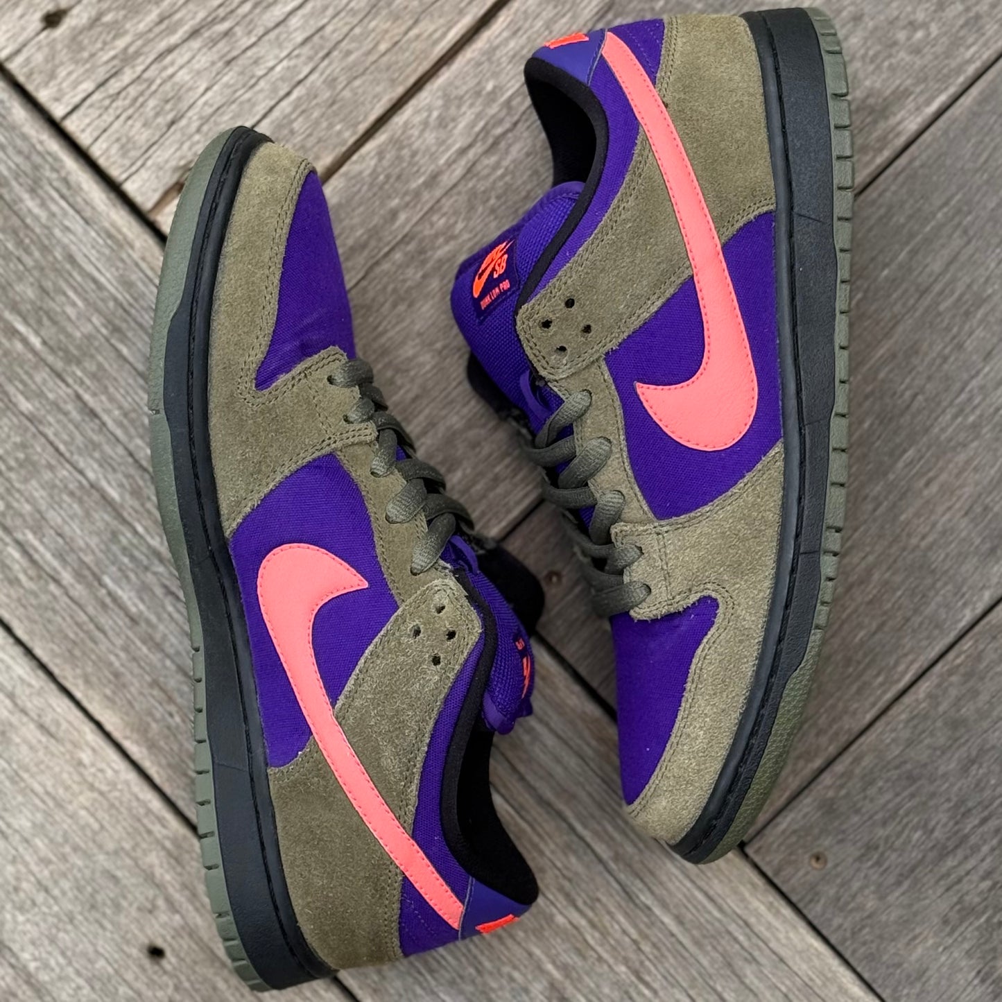 Nike SB Dunk Low Medium Olive Atomic Size 10