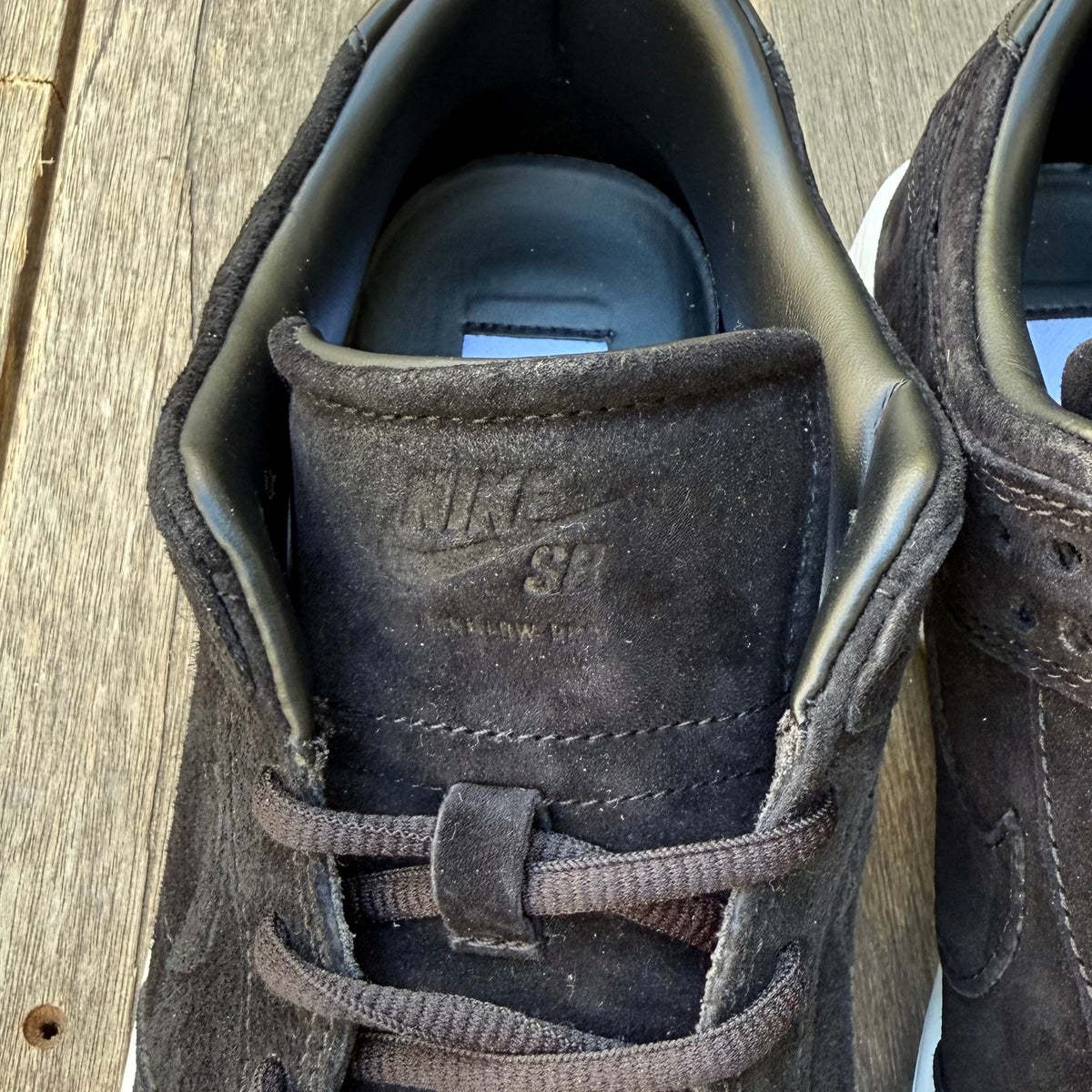 Nike SB Dunk Low Elite Black Gum Size 9.5