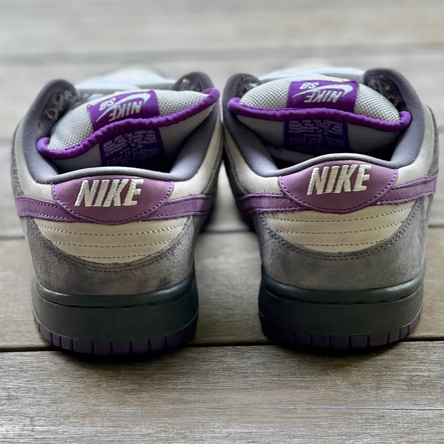 Nike SB Dunk Low Purple Pigeon Size 9.5