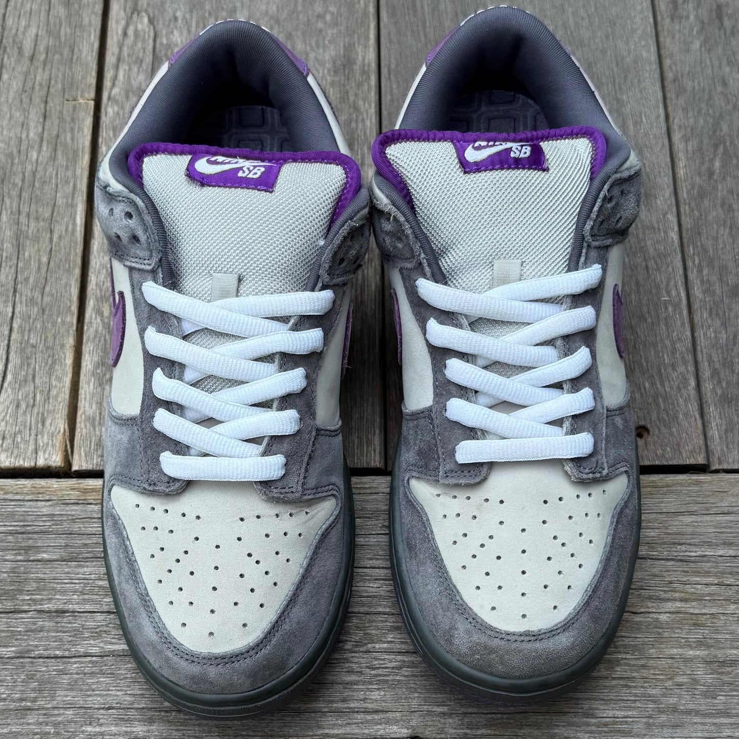 Nike SB Dunk Low Purple Pigeon Size 9.5