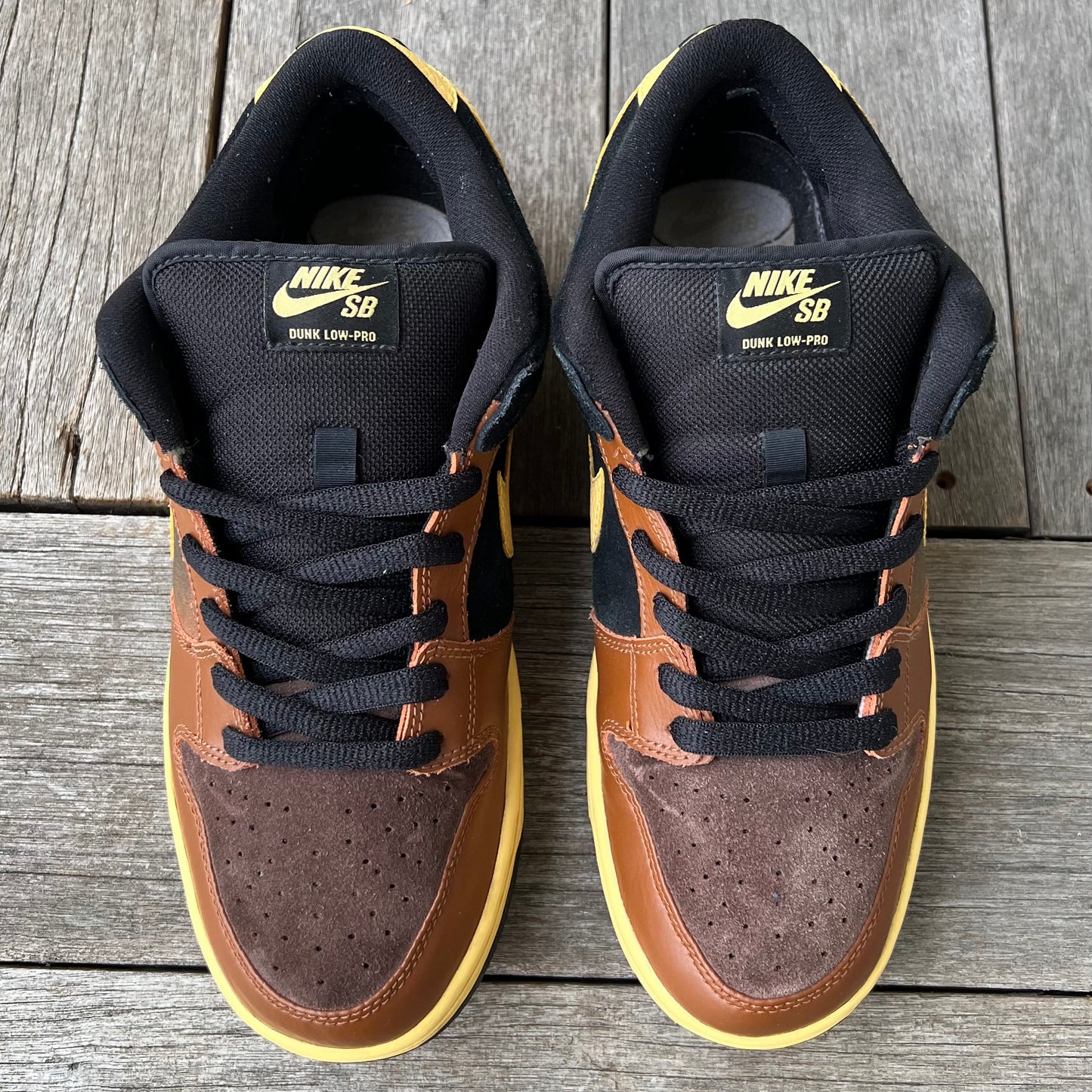Nike SB Dunk Low Black & Tan Size 9.5
